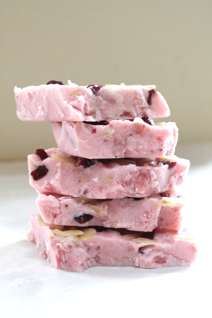 frozen yogurt bark