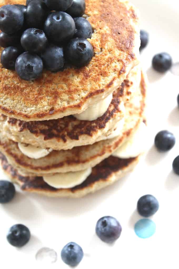 oat pancakes with banana