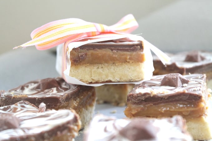 side view of the millionaire shortbread wrapped for gifting