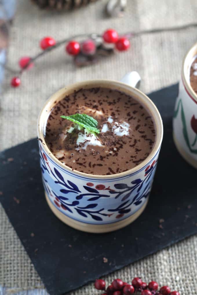 Mint Hot Chocolate | How To Make Homemade Hot Chocolate In 13 Creative Ways | Homemade Recipes