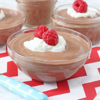 A delicious, light and healthier Chocolate Mousse recipe made with greek yogurt. Great for kids, this makes a really simple but very tasty summer dessert!