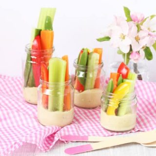 A kid friendly hummus recipes with crudites | My Fussy Eater Blog