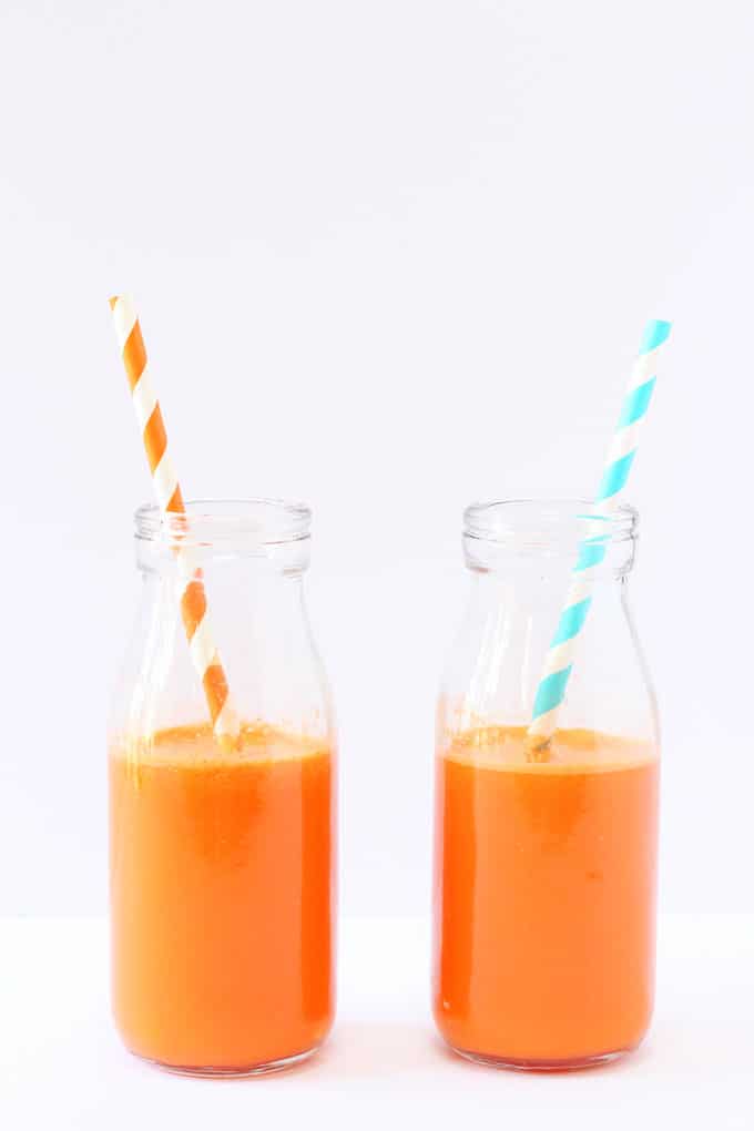 A delicious and healthy Carrot & Orange Juice, packed full of vitamin C and beta carotene and fantastic for kids! | My Fussy Eater blog