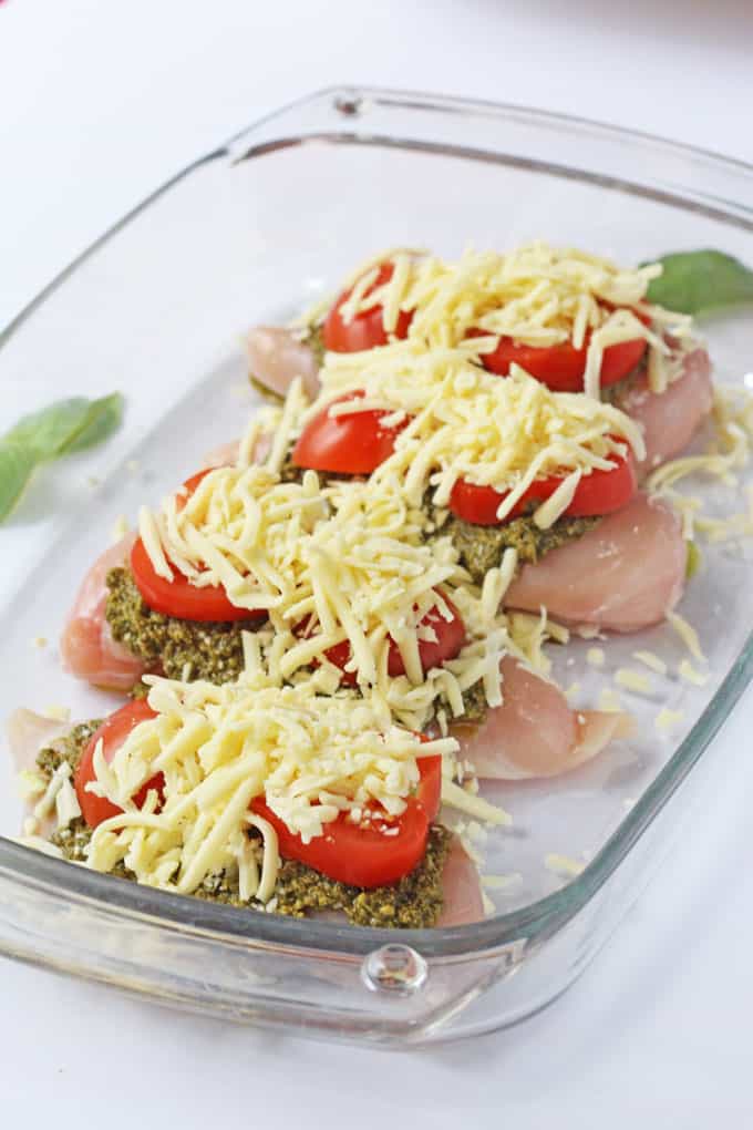 A delicious and easy mid week meal. Just 3 minutes prep and 30 minutes in the oven to make this Mozzarella, Tomato & Basil Pesto Chicken | My Fussy Eater blog