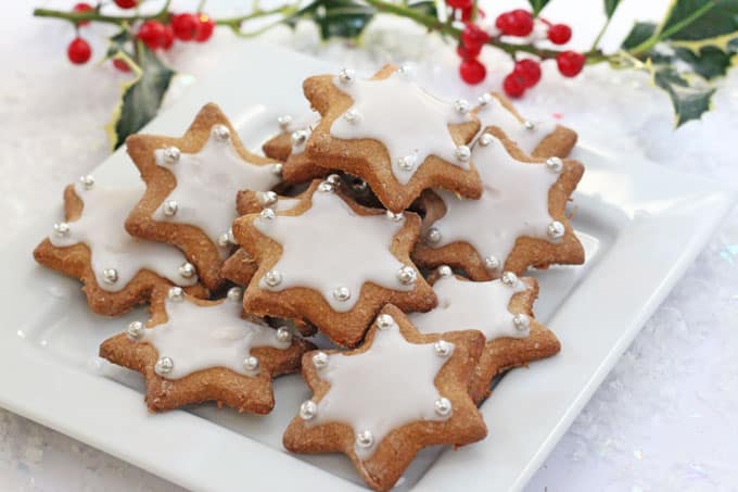 A healthier version of these delicious Christmas Gingerbread Star Cookies made with wholemeal spelt flour, coconut sugar and maple syrup | My Fussy Eater blog