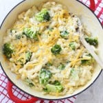 A super easy and delicious family meal ready in less than 15 mins. This Broccoli Mac & Cheese is sure to be a new family favourite!