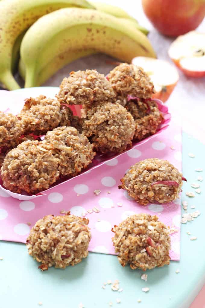 apple & banana quinoa oat bites