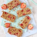A delicious soft oat bar recipe packed full with sweet strawberries. A tasty and healthy snack for toddlers and older kids!