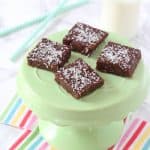 Packed with nutritious ingredients including prunes, dates, nuts and flaxseed, these delicious Raw Chocolate Brownie Bites make a great snack for kids and adults too!