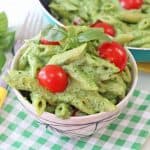 A quick and easy recipe perfect for picky eaters; Creamy Avocado & Spinach Pasta with a no-cook sauce!