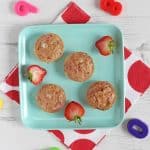 Delicious Banana & Egg Mini Muffins made with just three natural ingredients. Perfect for baby weaning and toddler finger food too! My Fussy Eater blog