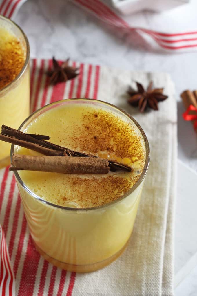 Festive Traditions with Advocaat Snowball