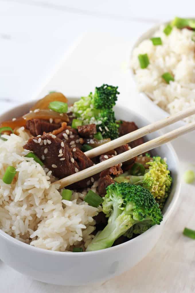 slow cooker beef & broccoli