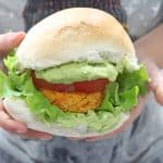 Delicious vegetarian burgers packed with nutritious sweet potato and chickpeas and flavoured with cajun spices!