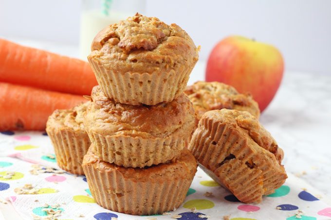 Made with lots of healthy ingredients such as carrots, apple, greek yogurt and oats, these muffins are an excellent after-school snack to feed hungry kids!