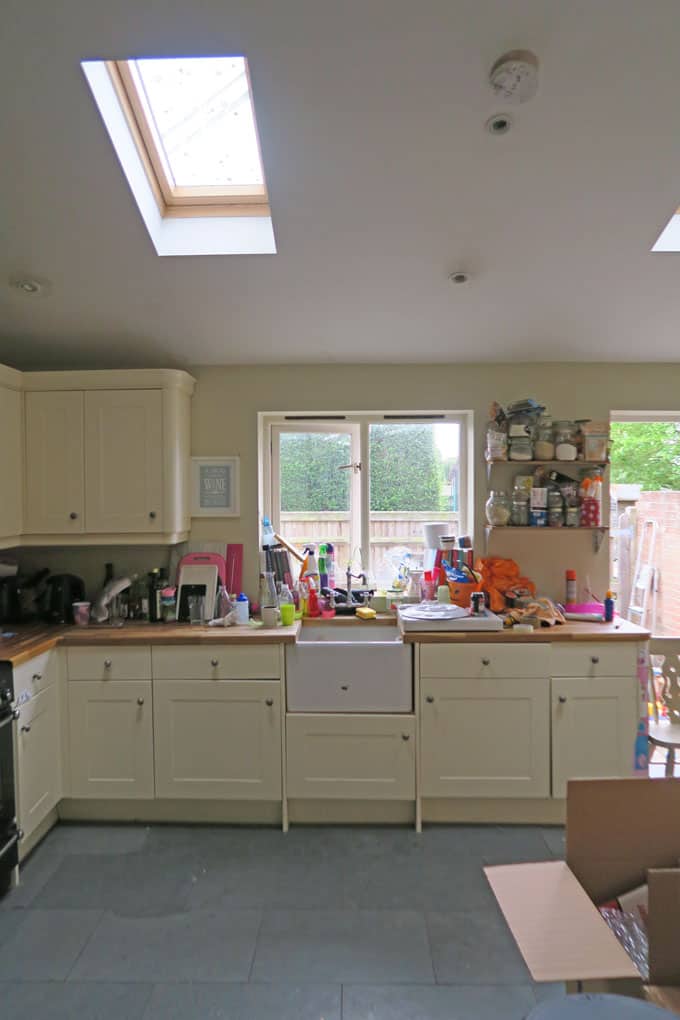 A quick look at our kitchen renovation and the tiles that we chose for the floor!