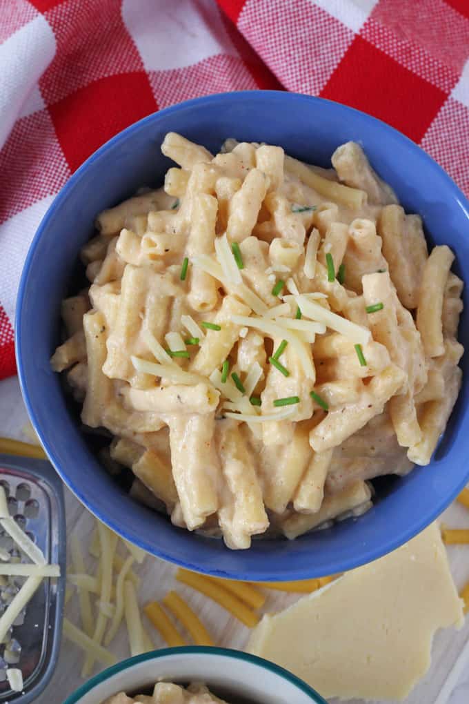Mac & Cheese served with chives