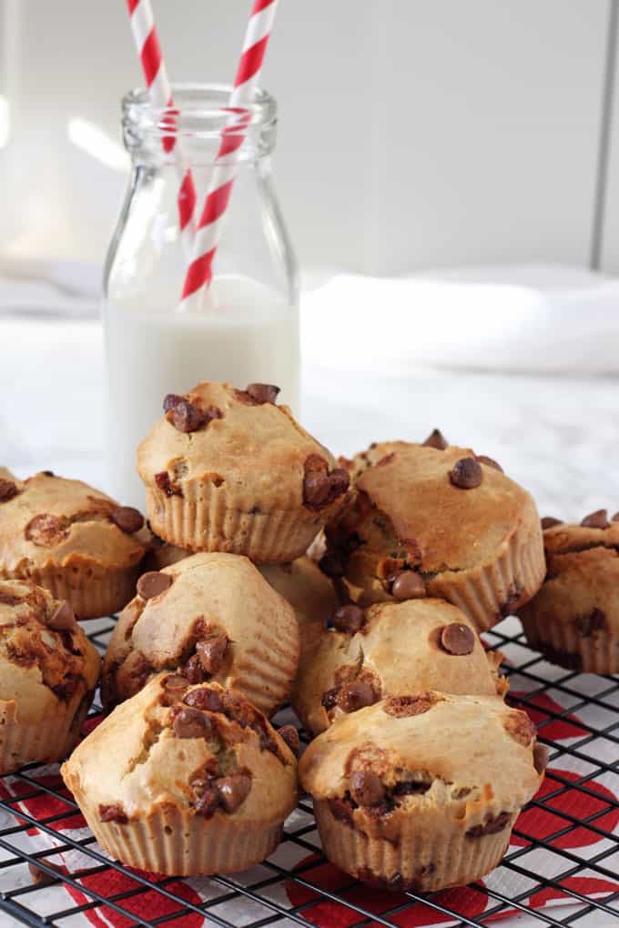 healthier chocolate chip muffins