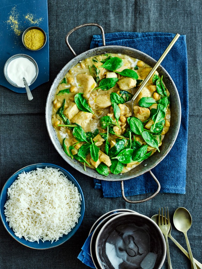 Coconut Chicken Curry with spinach and boiled rice