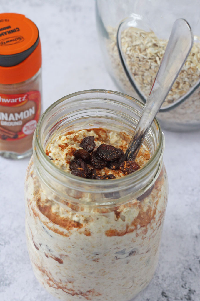 Cinnamon Swirl Overnight Oats - My Fussy Eater | Easy Family Recipes