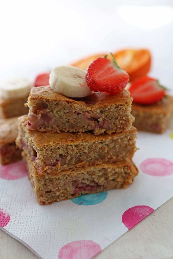 Healthy Cake Bars for Kids with Strawberries & Banana