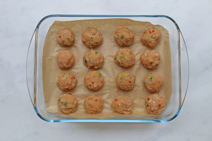 Sweet chilli chicken meatballs in baking dish