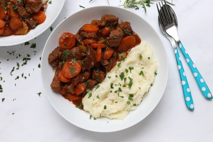 Beef casserole slow cooker discount