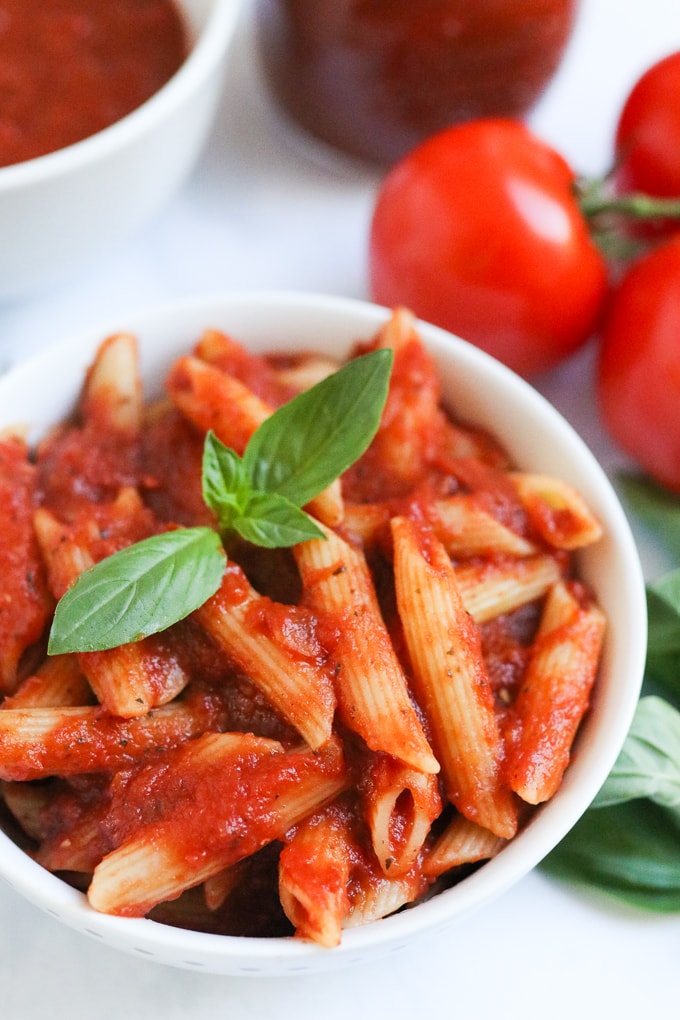 Slow Cooked Tomato Pasta Sauce with basil