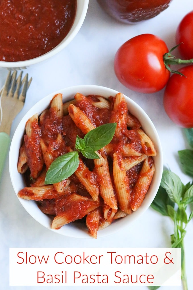 Slow Cooker Tomato & Basil Pasta Sauce