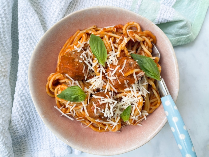 Slow cooker spaghetti meatballs with hidden veg sauce