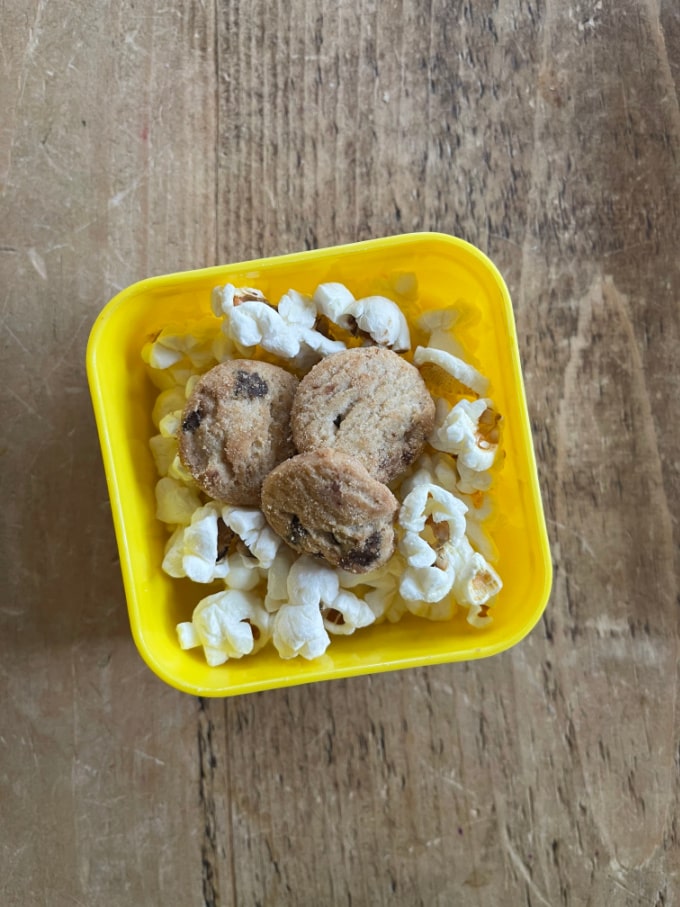 How To Pack Chicken Nuggets in a Lunchbox - My Fussy Eater