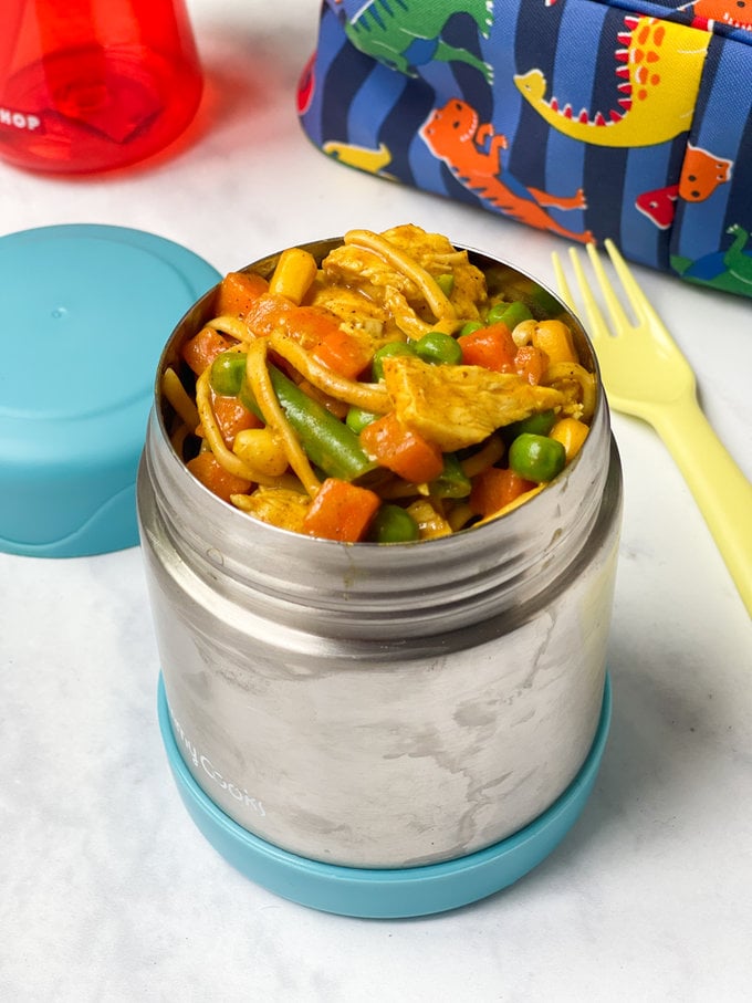 Creamy chicken noodles presented in a hot food flask.