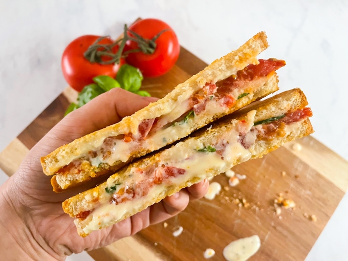 Airfryer Garlic Cheese & Tomato Toastie My Fussy Eater in2.wales