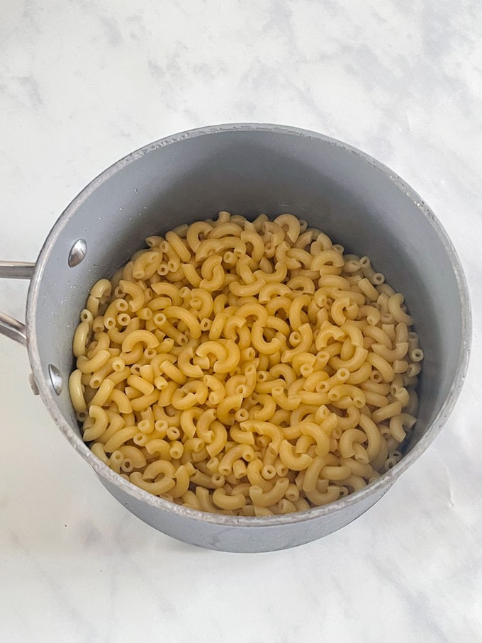 Pasta has now absorbed all the broth in the saucepan.