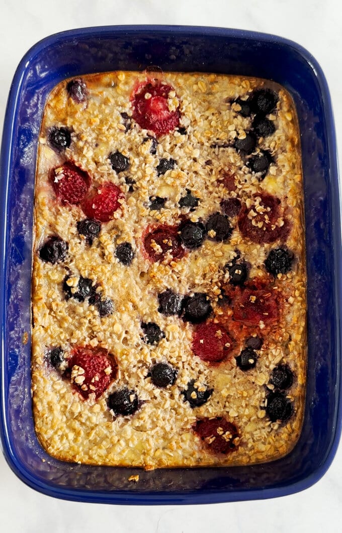 Baked berry oat cakes fresh from the oven.