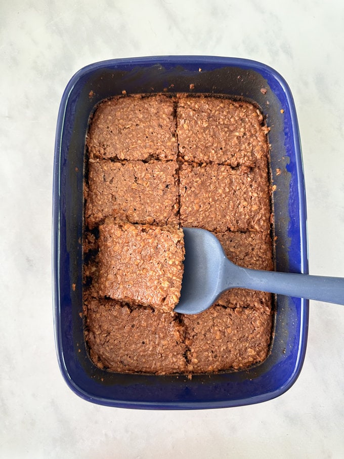 Baked nutella oat bars, fresh out the oven and ready to be served.