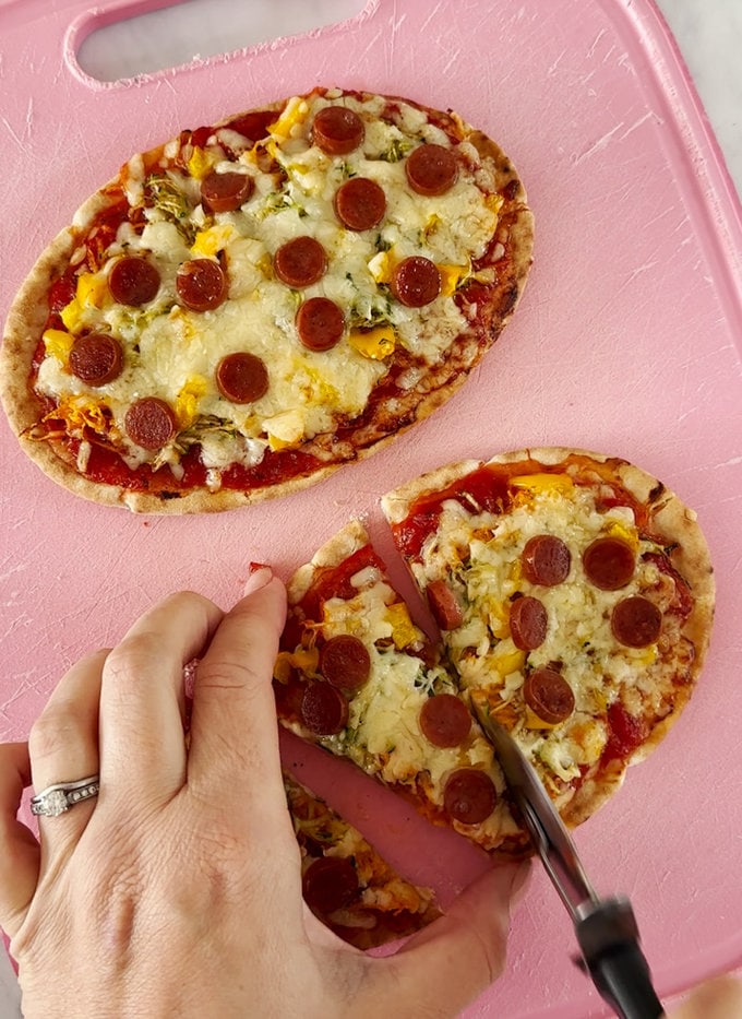 Pitta Pizza Bread with Hidden Veggies My Fussy Eater Easy Family