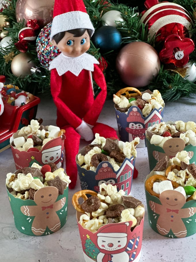 Elf On The Shelf Trail Mix - My Fussy Eater | Easy Family Recipes