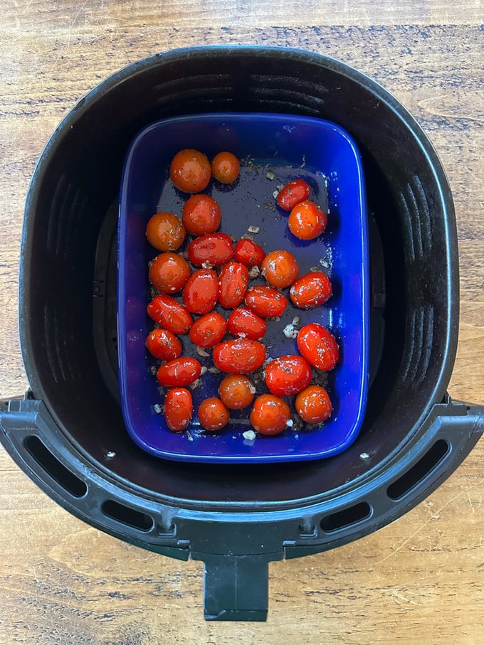 Tomato's placed in the airfryer ready to be cooked. 