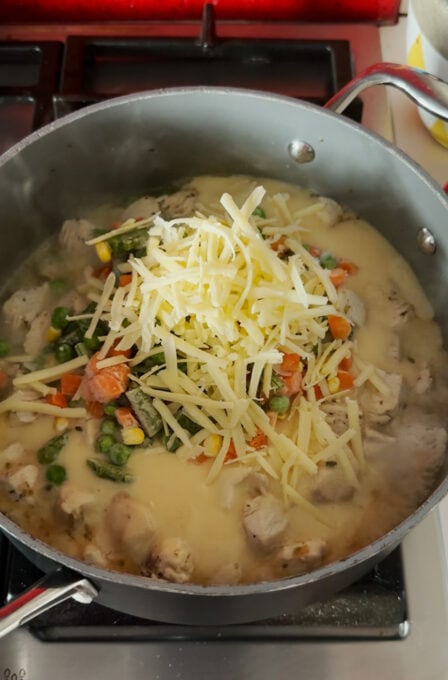 Easy Chicken Pie - My Fussy Eater | Easy Family Recipes