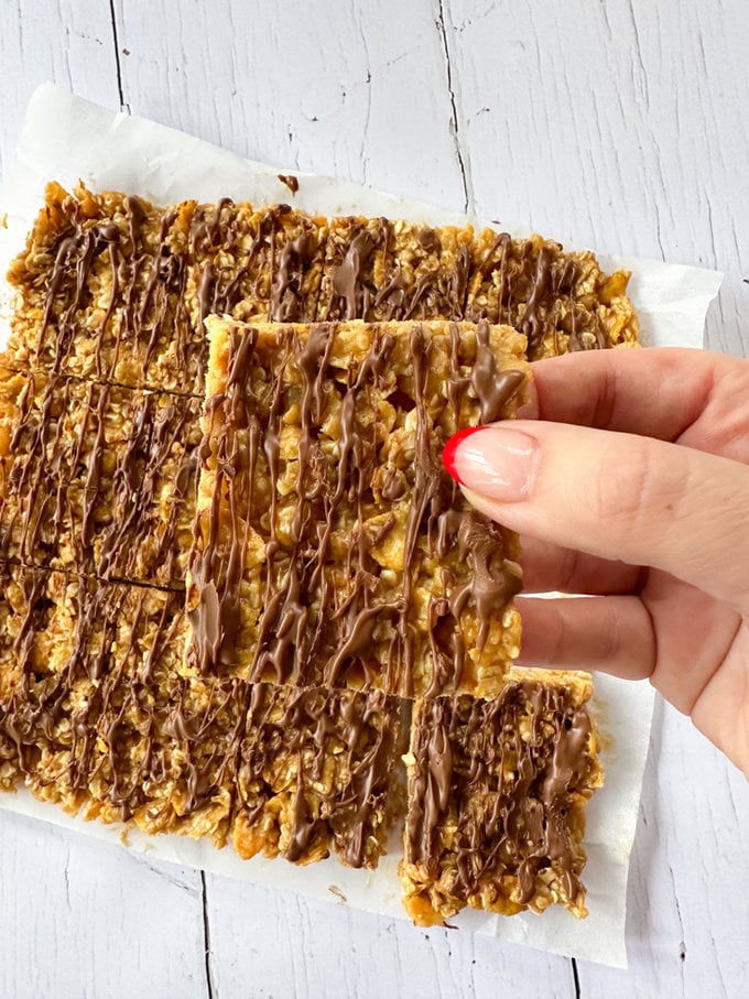 No-Bake-Cornflake-Bars_08.jpg