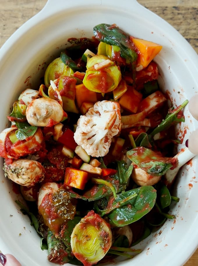 Slow-Cooker-10-Veg-Hidden-Sauce_04.jpg