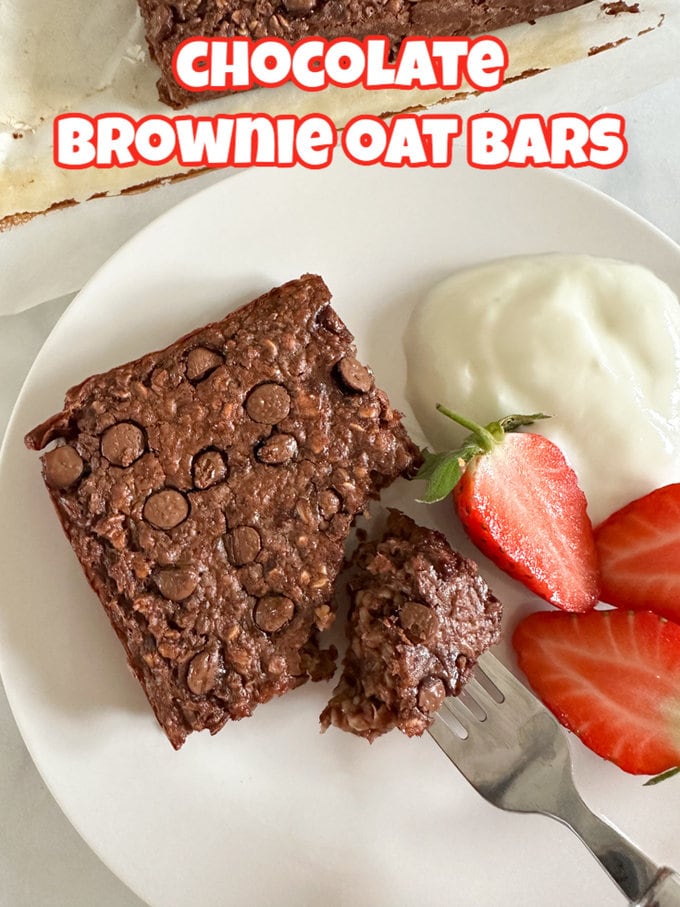 Chocolate-Brownie-Oat-Breakfast-Bars_Pin.jpg