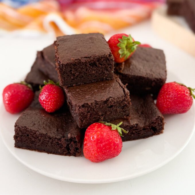 Chocolate Cake Bars SQ