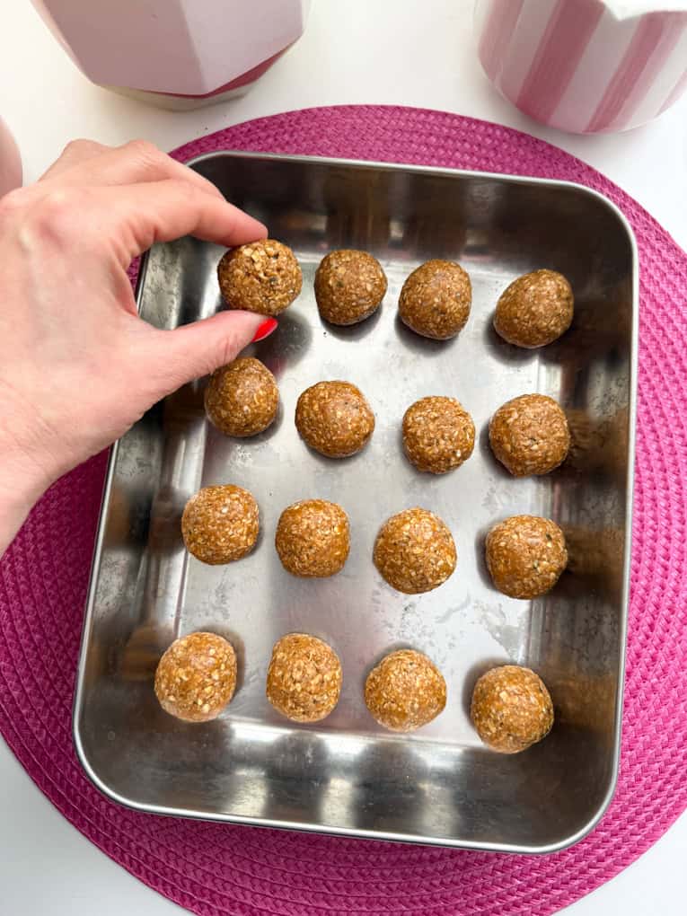 Biscoff Oat Energy Bites 06